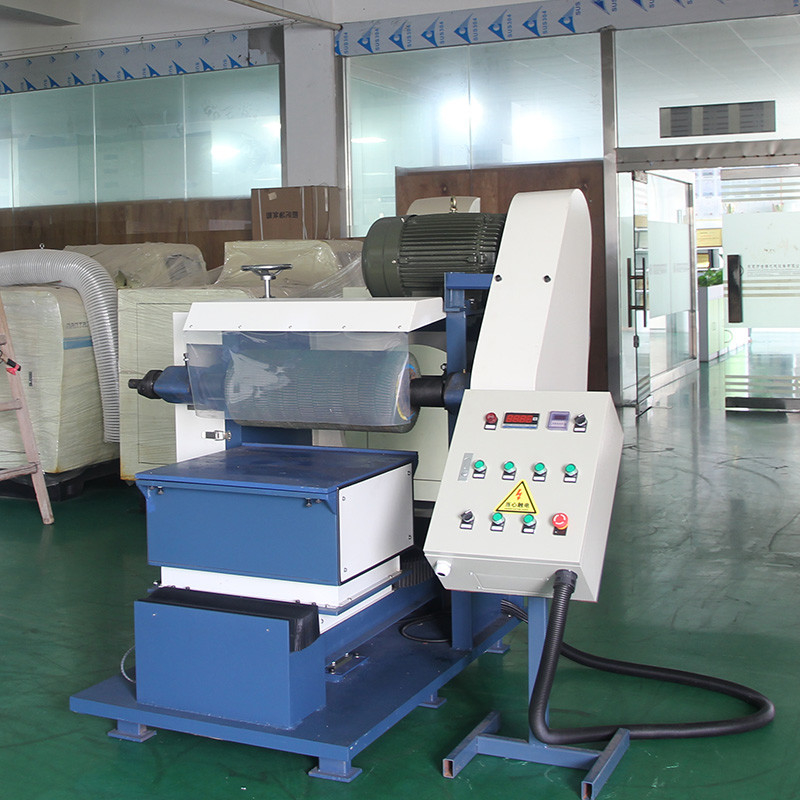 Macchina di lucidatura piana ad alta efficienza per croci automatico personalizzato 600 * 600mm in acciaio inossidabile